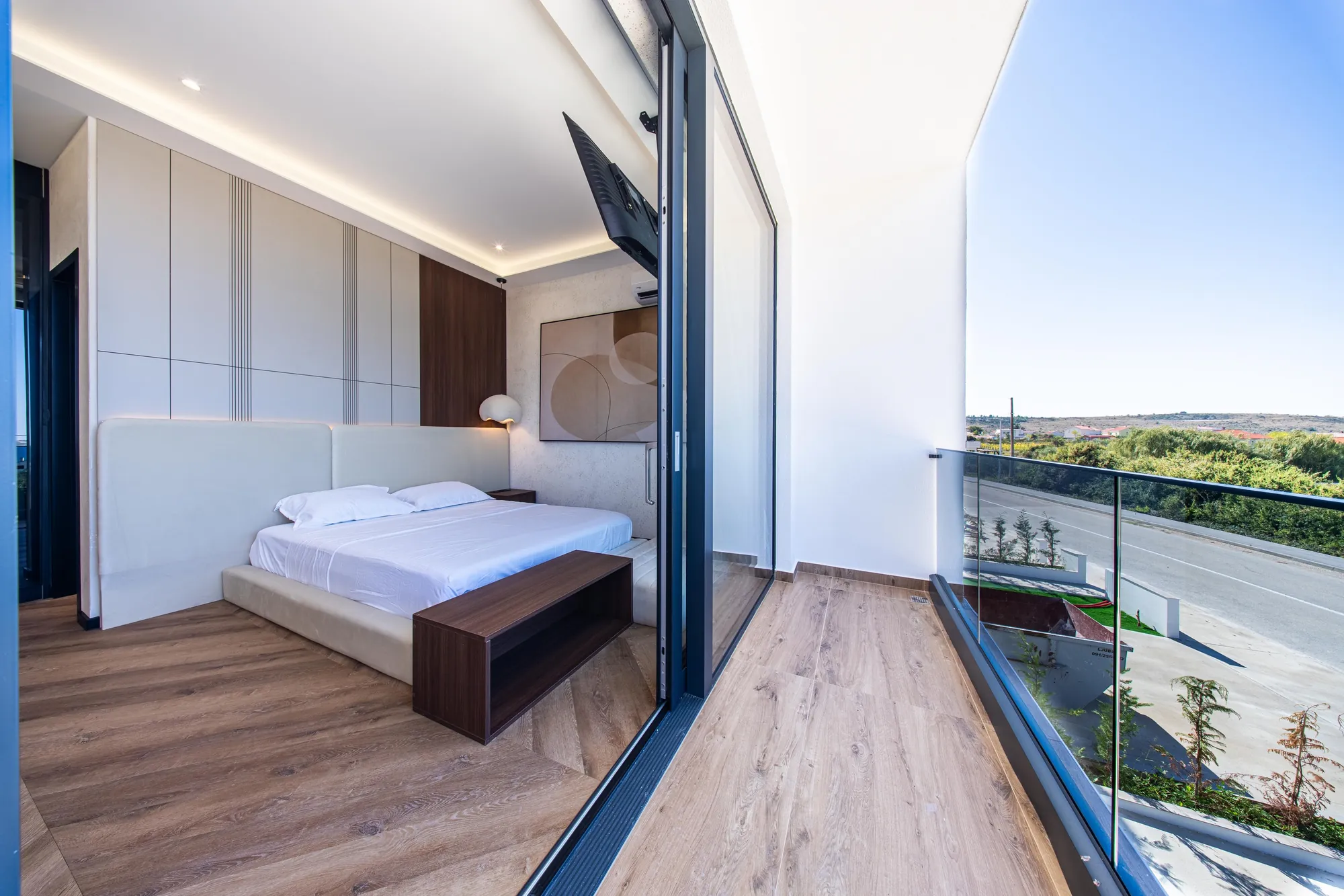 Tri master suite sobe